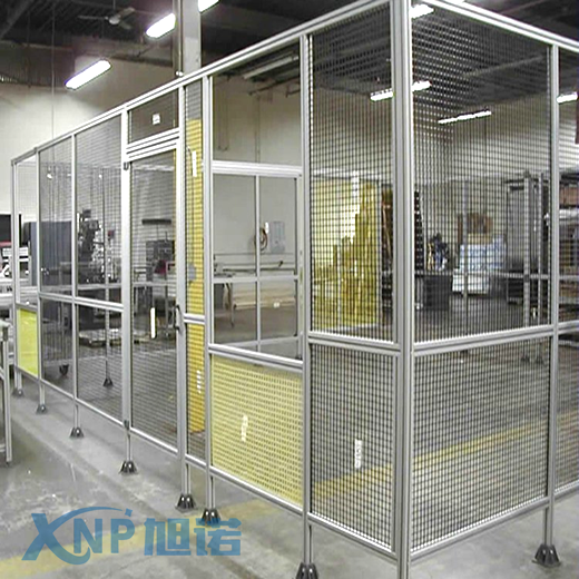 家用鋁合金圍欄與車間麻豆免费看视频防護圍欄有哪些不同點